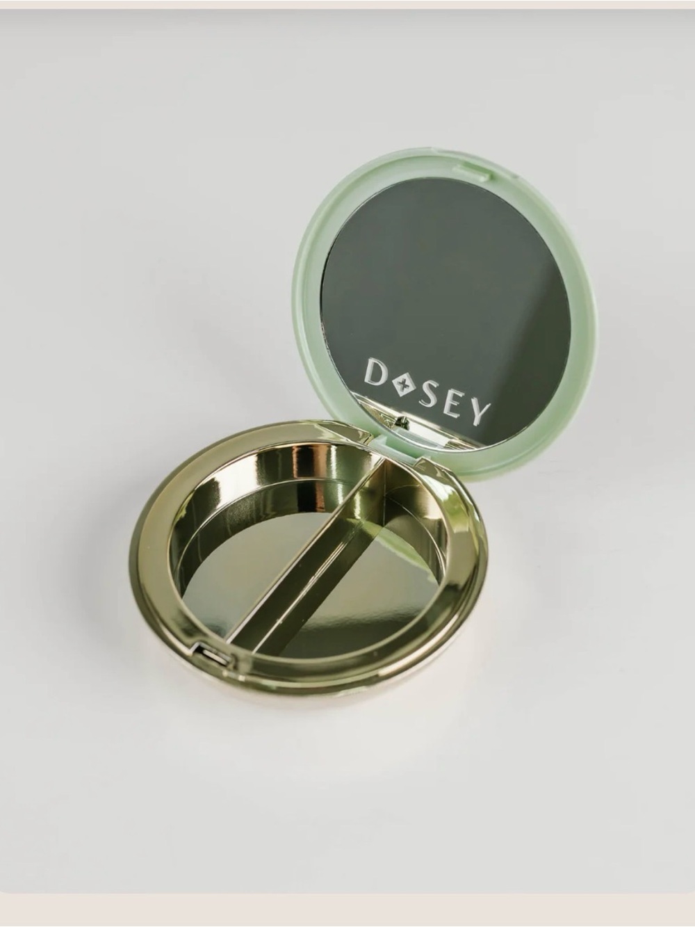 Dosey pill compact - Picture 8 of 10